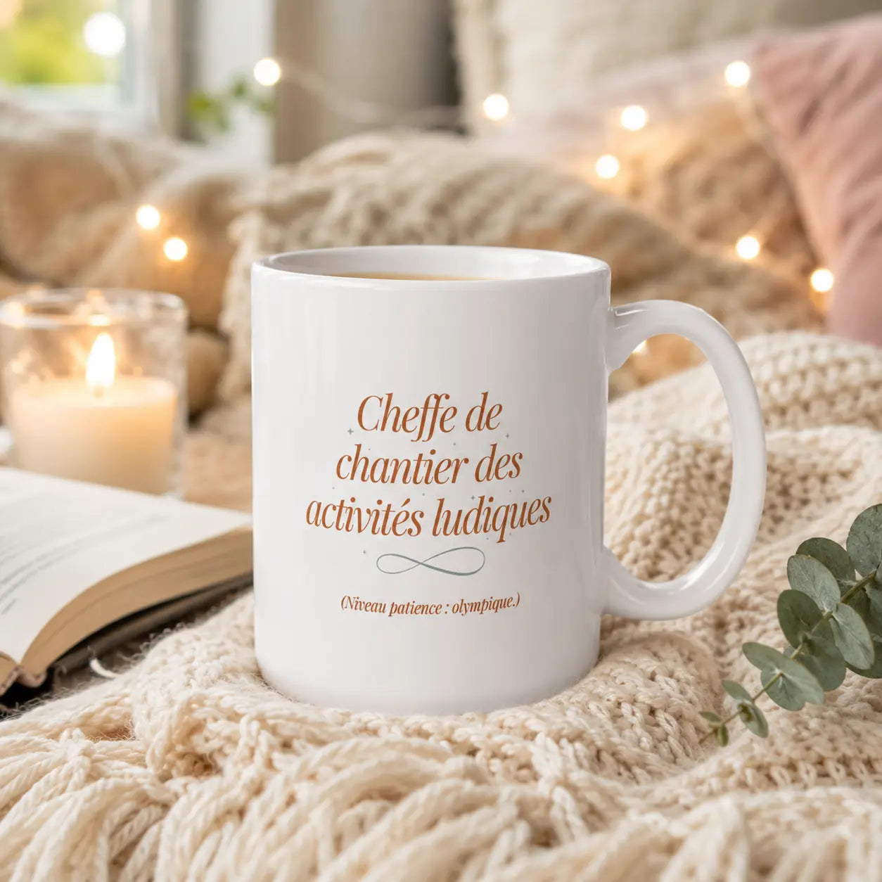 Tasse Cheffe de chantier maîtresse vue alternative : cadeau humour Plus qu'un Merci