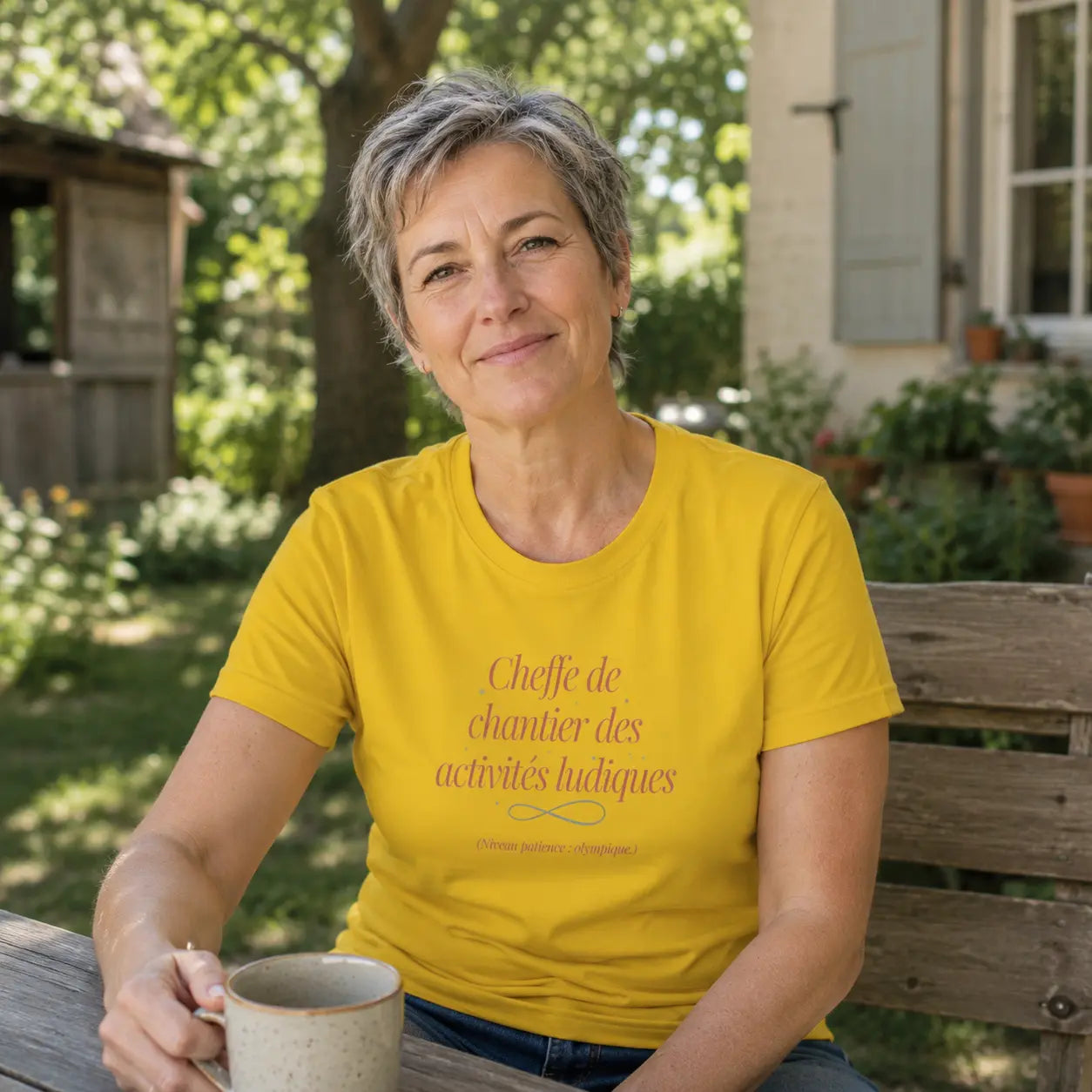 T-shirt Cheffe de chantier des activités ludiques - Le Cadeau Nounou original